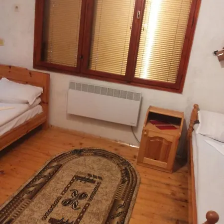 Sakalievi بيت ضيافة ترايغراد