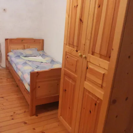 за гости сакалиеви 3* Триград